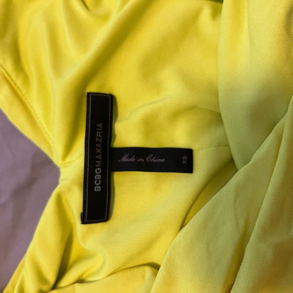 Bcbgmaxazria Neon Yellow cocktail dress. Size XS. Very good condition. - Picture 4 of 4
